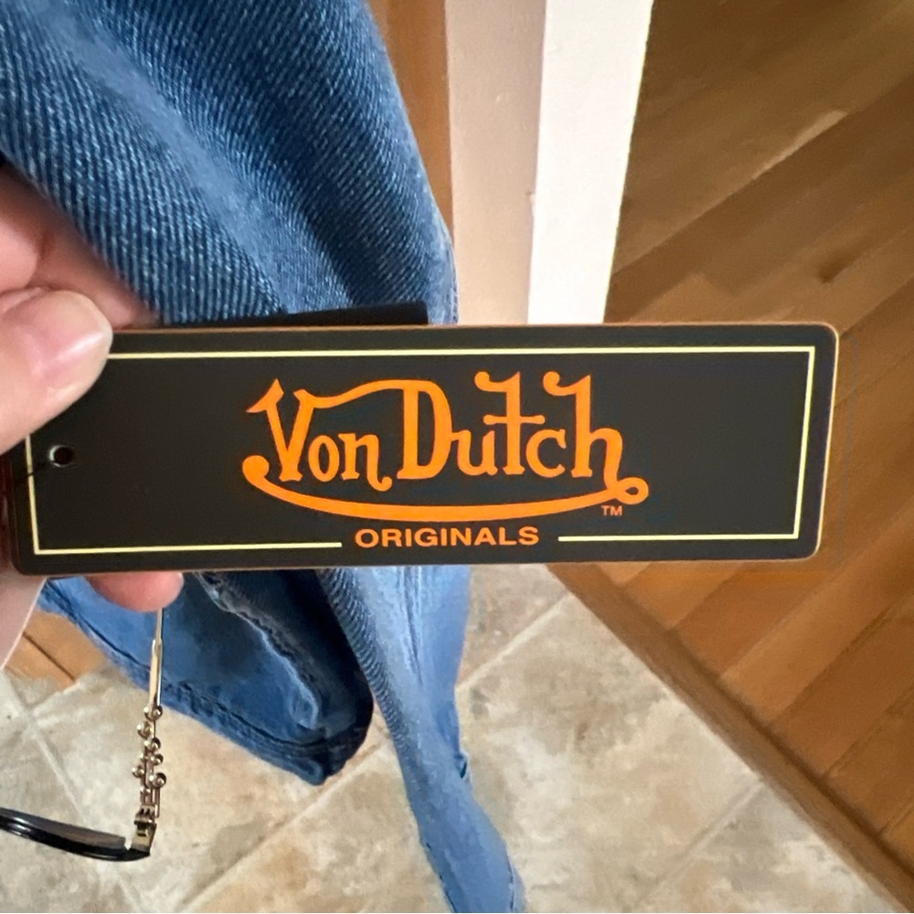 Von Dutch size s Blue Denim Jacket with Embroidered Wing and Logo Patches - Picture 4 of 7